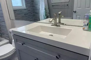 17 Roosevelt Pl, Island Park, NY 11558 - Photo 15