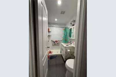 4240 Bowne Street #5C, Flushing, NY 11355 - Photo 3