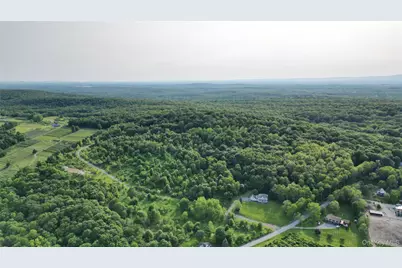 9 Truncali Drive, Marlboro, NY 12542 - Photo 21