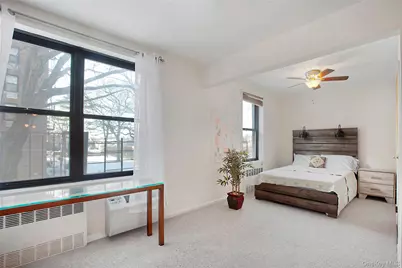 22424 Union Turnpike #2O, Oakland Gardens, NY 11364 - Photo 7