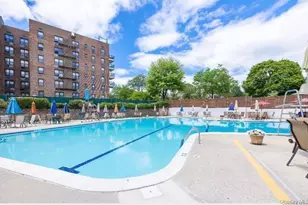 224-24 Union Tpke, Oakland Gardens, NY 11364 - Photo 17