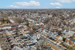 104-15 202nd St, Hollis, NY 11412 - Photo 11