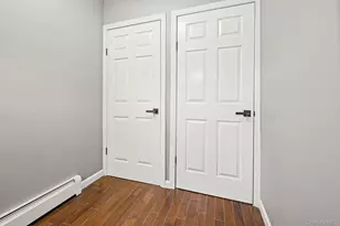 104-15 202nd St, Hollis, NY 11412 - Photo 17