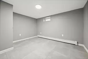 104-15 202nd St, Hollis, NY 11412 - Photo 35