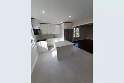 678 Mamaroneck Avenue, Mamaroneck, NY 10543 - Photo 3