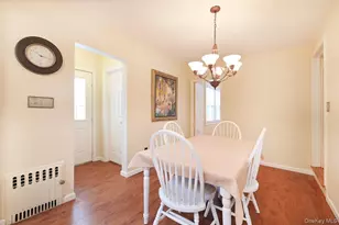 68 Hudson Rd, Floral Park, NY 11001 - Photo 13