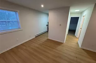 98 E Market St, Hyde Park, NY 12538 - Photo 9