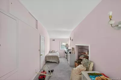 175 Main Avenue, Mastic, NY 11950 - Photo 11