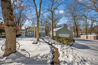 175 Main Avenue, Mastic, NY 11950 - Photo 13