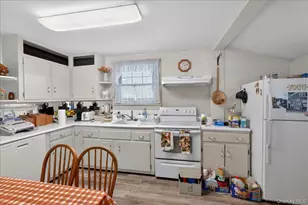 175 Main Ave, Mastic, NY 11950 - Photo 7