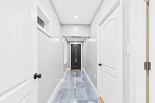 25-16 Curtis St, East Elmhurst, NY 11369 - Photo 13