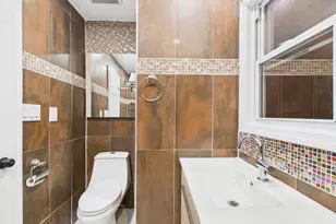 25-16 Curtis St, East Elmhurst, NY 11369 - Photo 19