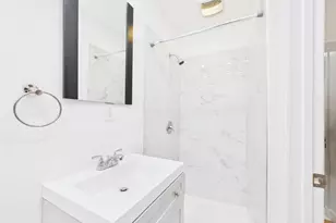 25-16 Curtis St, East Elmhurst, NY 11369 - Photo 23