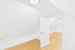 25-16 Curtis St, East Elmhurst, NY 11369 - Photo 3