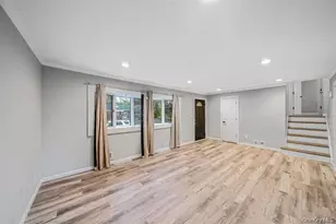 4 Sibley Pl, Huntington Station, NY 11746 - Photo 19