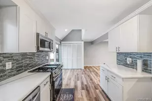 4 Sibley Pl, Huntington Station, NY 11746 - Photo 17
