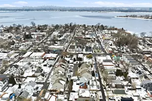 152 Tier St, Bronx, NY 10464 - Photo 43