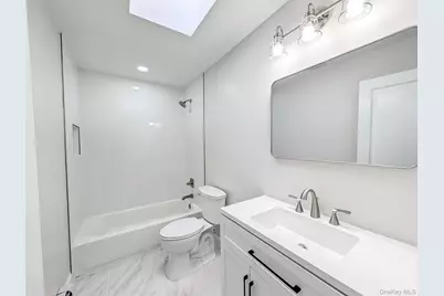 41 Richmond Street, Islip, NY 11751 - Photo 11