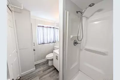 41 Richmond Street, Islip, NY 11751 - Photo 17