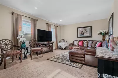 2551 Jerusalem Avenue #2S, North Bellmore, NY 11710 - Photo 3