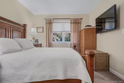 2551 Jerusalem Avenue #2S, North Bellmore, NY 11710 - Photo 13