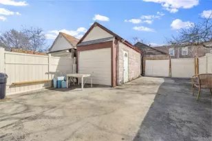 134-31 229th St, Springfield Gardens, NY 11413 - Photo 35