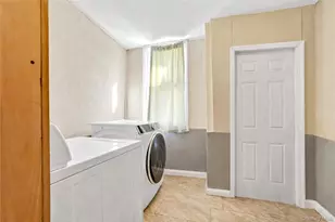 134-31 229th St, Springfield Gardens, NY 11413 - Photo 15