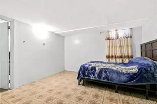 134-31 229th St, Springfield Gardens, NY 11413 - Photo 17