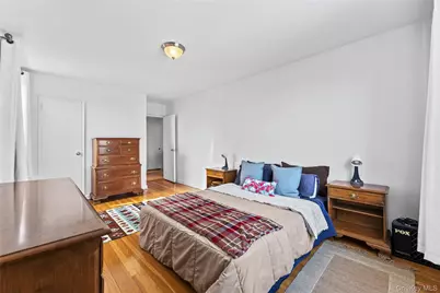 325 E 201st Street #5F, Bronx, NY 10458 - Photo 11