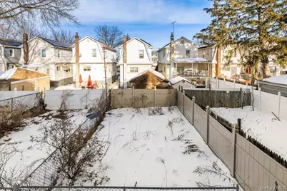 4220 Boyd Avenue, Bronx, NY 10466 - Photo 19