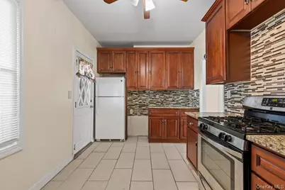 4220 Boyd Avenue, Bronx, NY 10466 - Photo 11