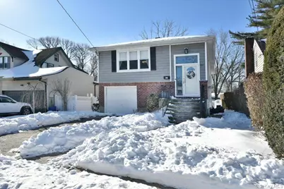 151 Norwood Avenue, Malverne, NY 11565 - Photo 3