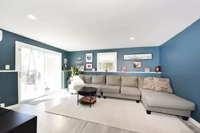 151 Norwood Avenue, Malverne, NY 11565 - Photo 17