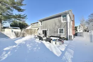 151 Norwood Ave, Malverne, NY 11565 - Photo 21