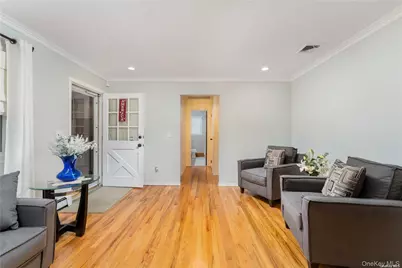 8 Wakeman Court, Hampton Bays, NY 11946 - Photo 3