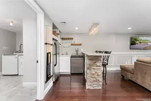 8 Wakeman Ct, Hampton Bays, NY 11946 - Photo 21