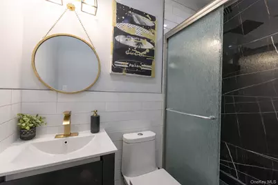 48 Essex Street, Brooklyn, NY 11208 - Photo 9