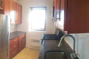 99-60 63rd Rd, Rego Park, NY 11374 - Photo 5