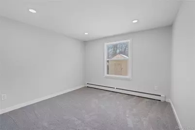 16 Market Street, Mastic Beach, NY 11951 - Photo 15