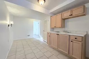 19 University Dr, Ronkonkoma, NY 11779 - Photo 15