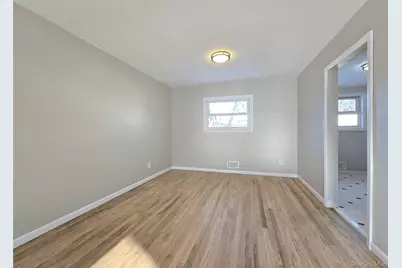 19 University Drive, Ronkonkoma, NY 11779 - Photo 11