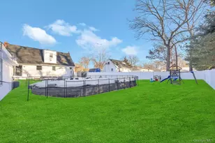 24 New Ln, Selden, NY 11784 - Photo 19