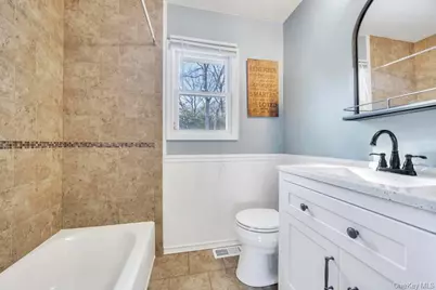 24 New Lane, Selden, NY 11784 - Photo 13