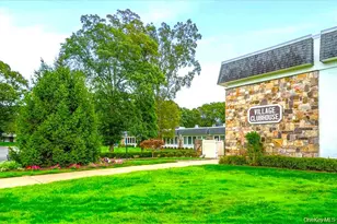 418 Weymouth Ct, Ridge, NY 11961 - Photo 13