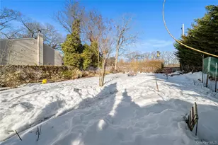 342 Revilo Ave, Shirley, NY 11967 - Photo 35