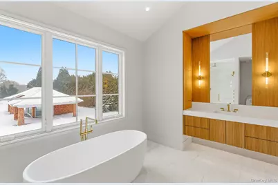 120 Halsey Lane, Bridgehampton, NY 11932 - Photo 29