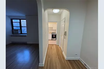 6735 Yellowstone Boulevard #3R, Forest Hills, NY 11375 - Photo 5