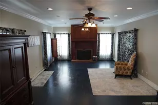 21 Potter St, Patchogue, NY 11772 - Photo 5