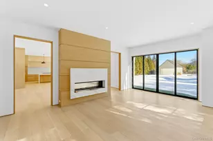 50 Tuckahoe Ln, Southampton, NY 11968 - Photo 15