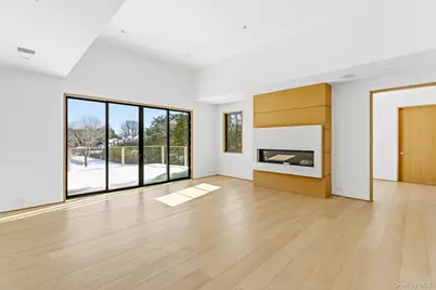 50 Tuckahoe Lane, Southampton, NY 11968 - Photo 19